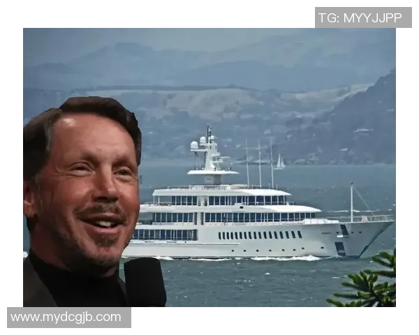 足球明星的小型游艇价格揭秘及市场趋势分析