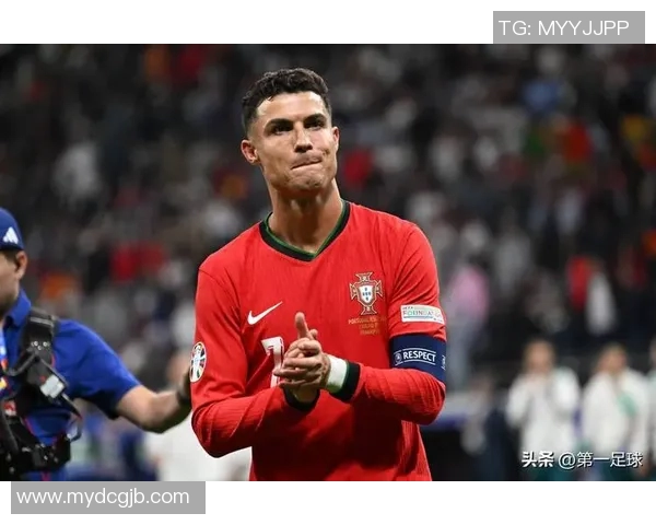 揭晓足球明星生日背后的故事与传奇球星的精彩人生