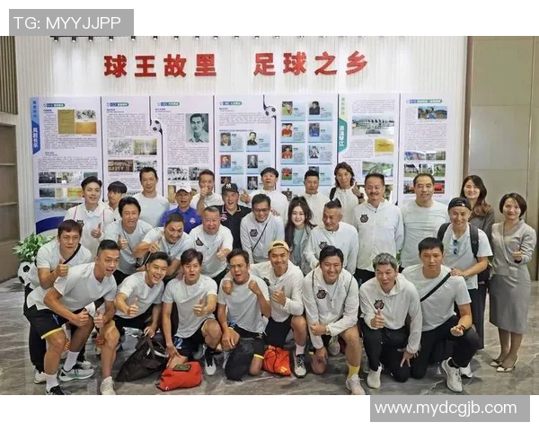 香港足球明星队莅临鄂州展开友谊赛助力地方体育发展与交流活动